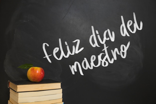 当车熄火后行车记录仪还会记录吗